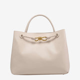 EMILIA™ – ALSIDIG, RAFFINERET TASKE
