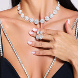 Riola™ – sæt med sølvhalskæde og matchende øreringe