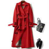 XANTHIPPE™ – ELEGANT TRENCHCOAT MED TIDLØST DESIGN