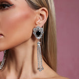 Riola™ – sorte hjerteøreringe med markant udtryk