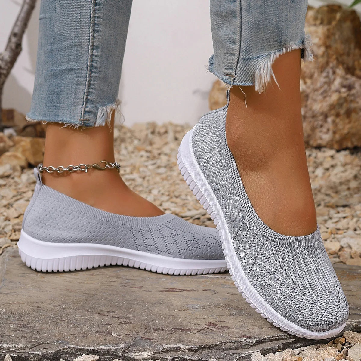 SOFINA™ – ÅNDBARE SLIP-ONS MED SKRIDSIKKERT GREB