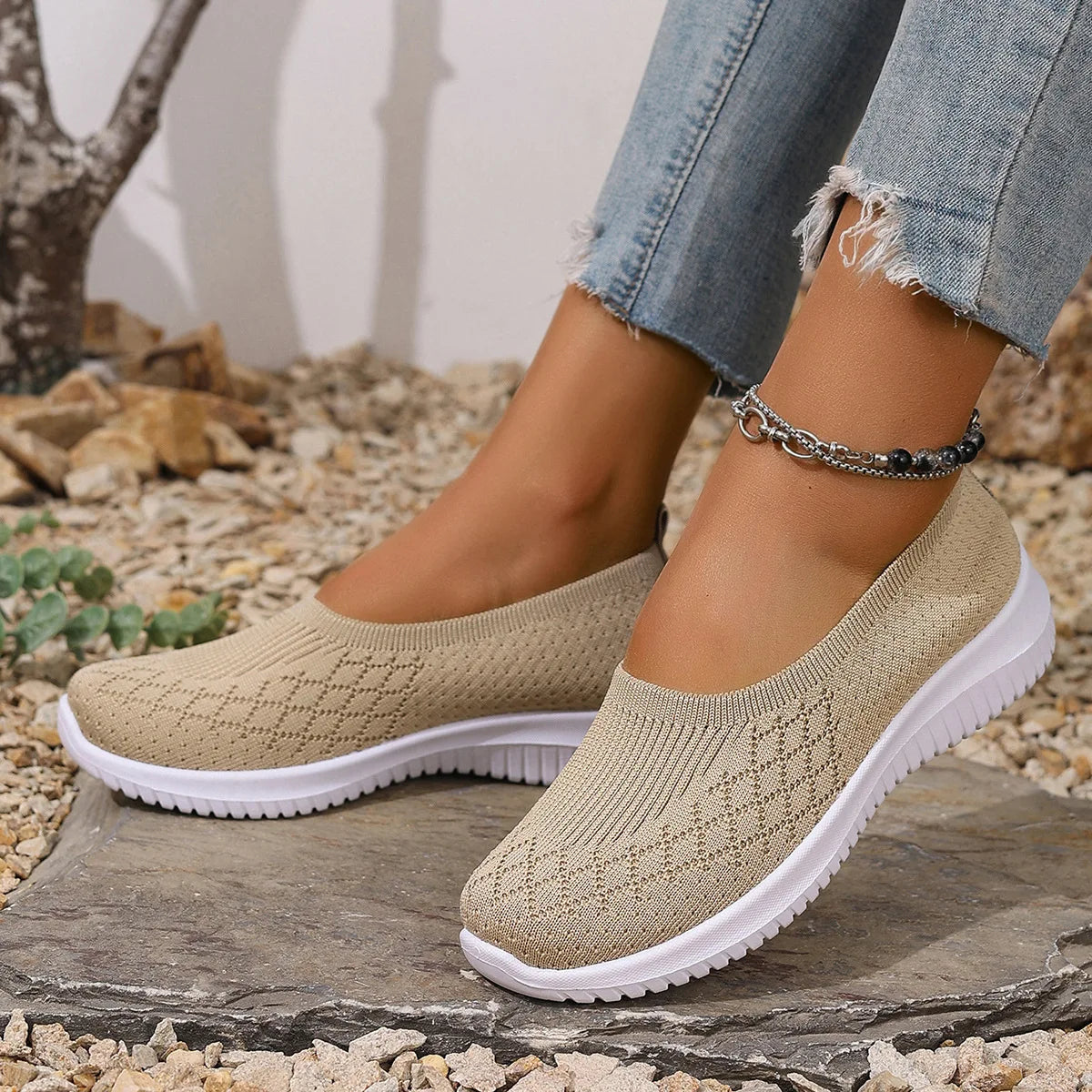 SOFINA™ – ÅNDBARE SLIP-ONS MED SKRIDSIKKERT GREB
